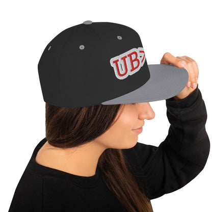 UBUR-Snapback Hat, white and red letters